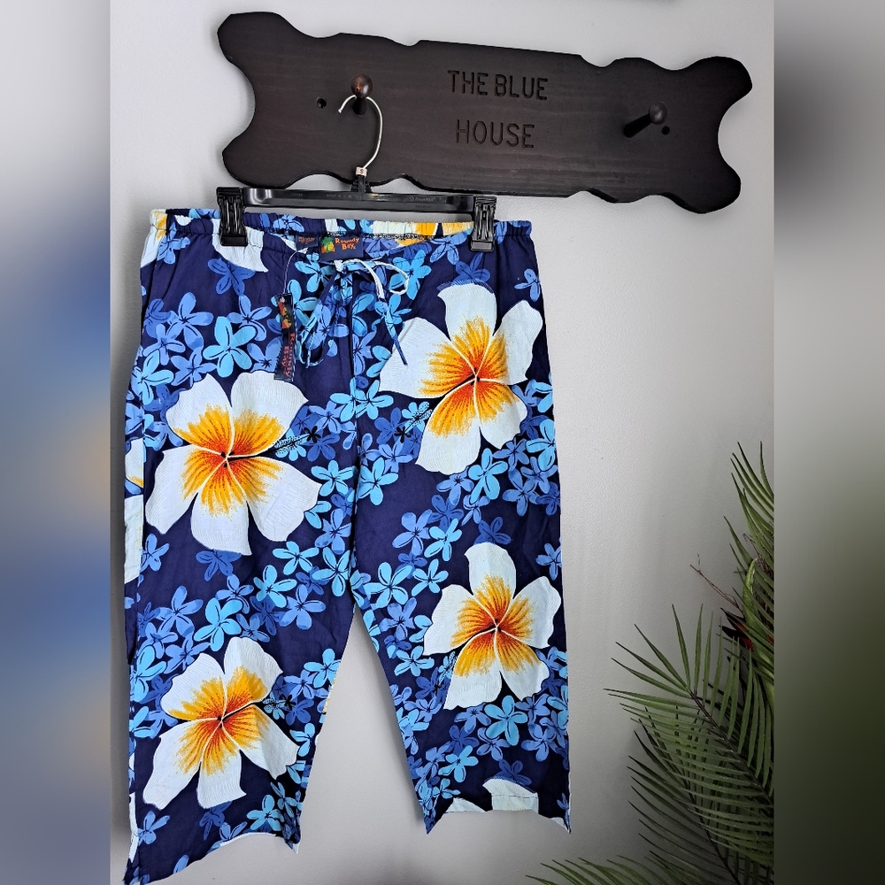 Round Bay Tropical Floral Print Drawstring Waist Capri Pant Size Meduim New